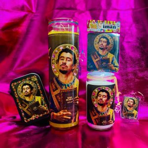 Veladora grande de Divine Stars con diseño de Bad Bunny