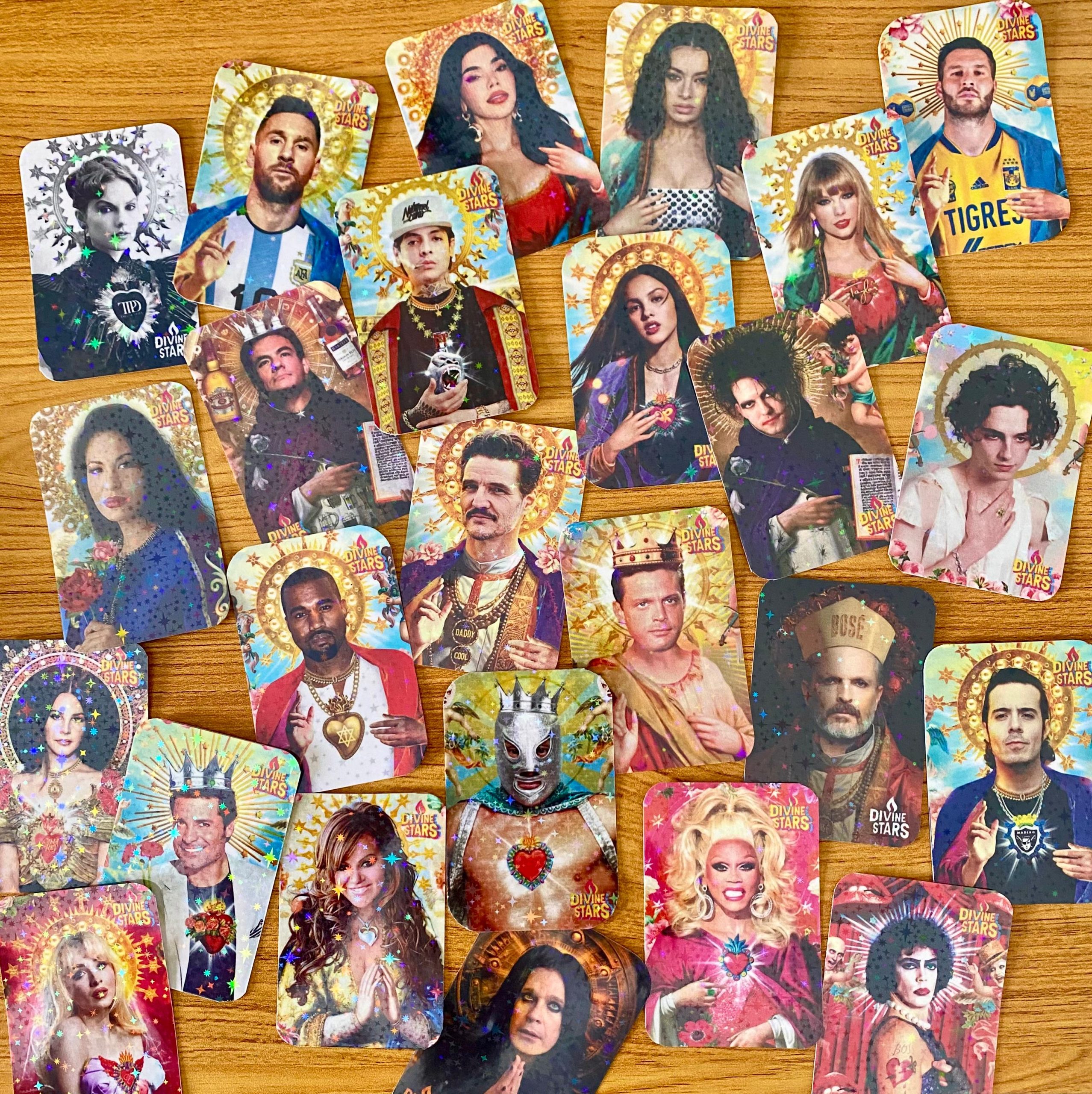 Stickers holográficos de Divine Stars de diversos artistas de la cultura pop